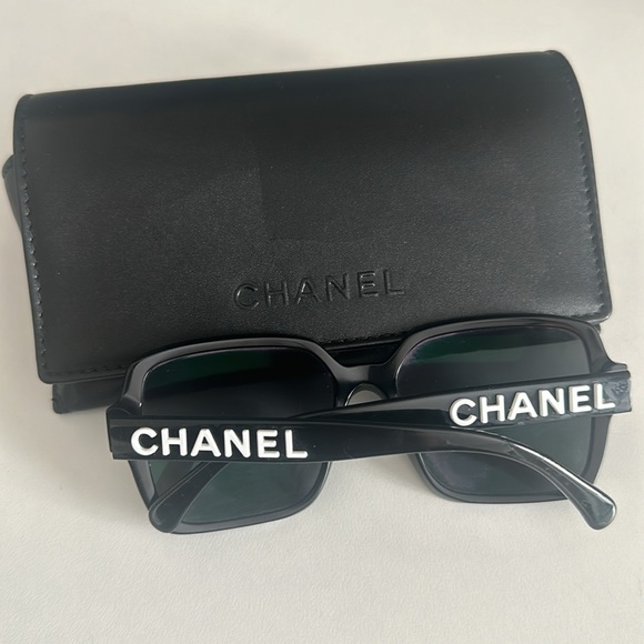 CHANEL Square Sunglasses - Picture 2 of 5
